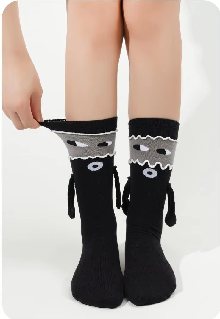 Hand-Holding Socks – Celebrate Connection with Every Step | Loomaya