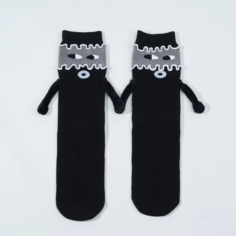 Hand-Holding Magnetic Socks – Celebrate Connection with Every Step | Loomaya